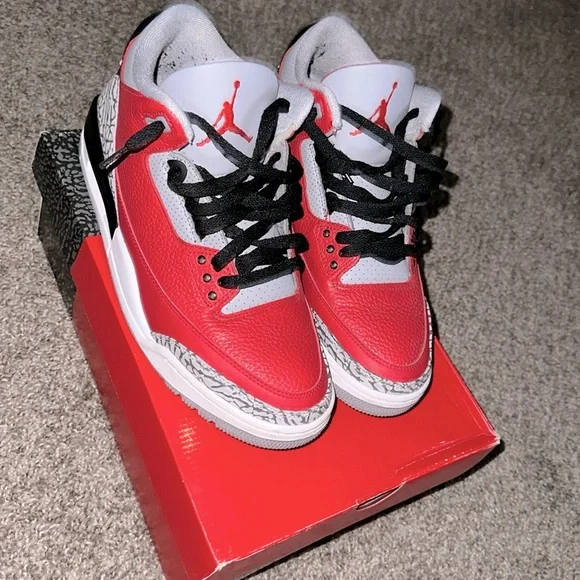 Jordan 3 Retro SE “Unite”
